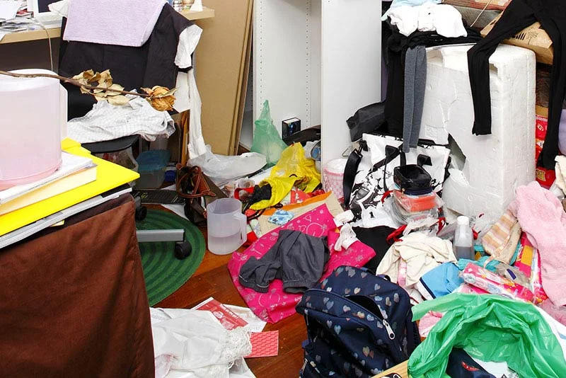 Spécialiste du nettoyage de logement insalubre sur Paris, la Bretagne, Rennes, Nantes, Saint Malo et la France